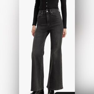 Levi’s Ribcage Bell Bottom Jeans – Washed Black (Size 27)